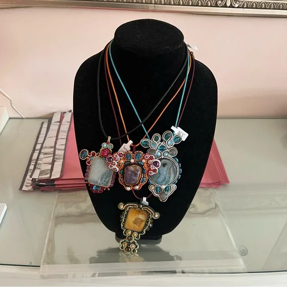 Blue Handmade Polish Stone necklace - Picture 6 of 6